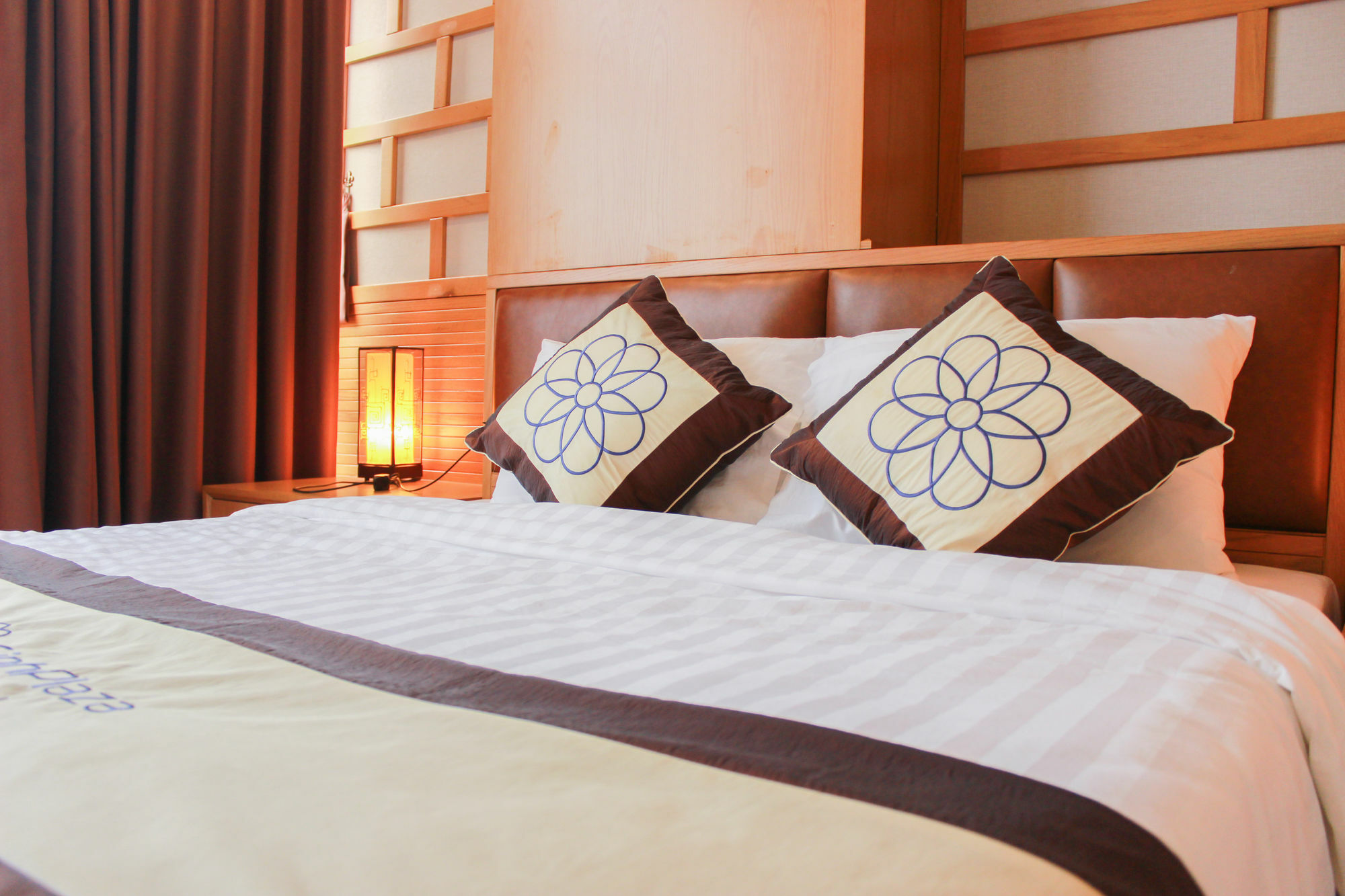 Sinh Plaza Hotel Hanoi Exterior photo