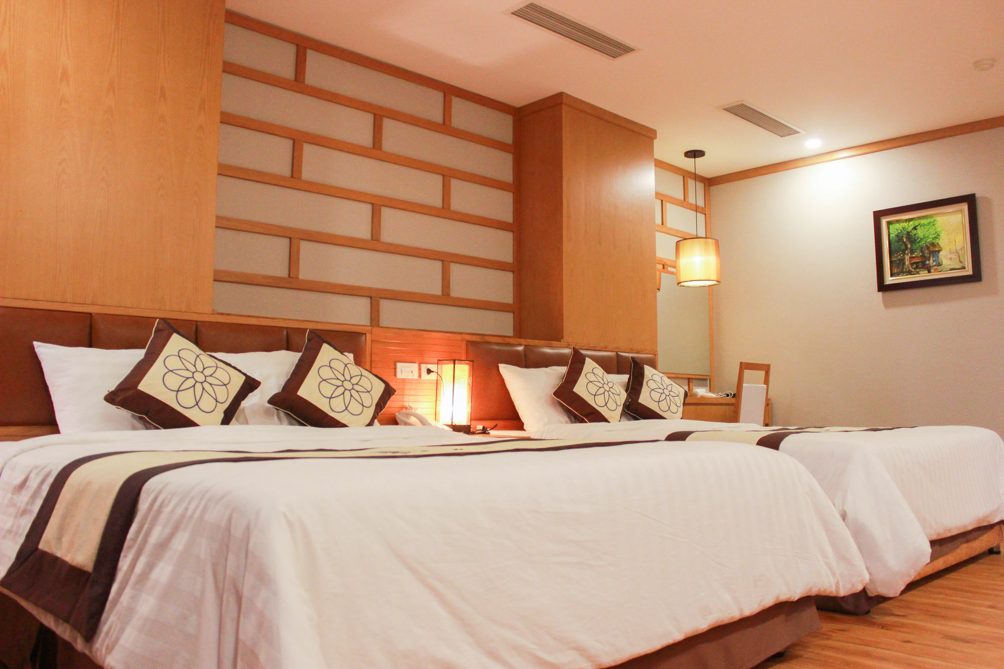 Sinh Plaza Hotel Hanoi Exterior photo